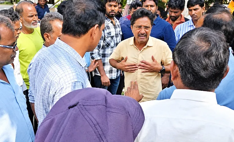 Bondapalli former ZPTC Member Balaj Fire On Kondapalli Srinivas