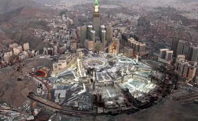Houthi Incident: Saudi Says Shrapnel Fell In Mecca Medina