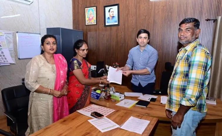 Roja gives complaint to collector sec
