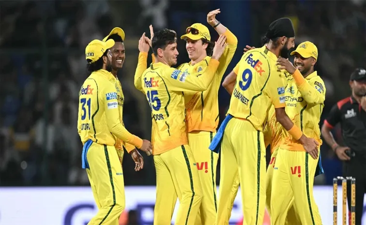 సీఎస్‌కే బ్యాటింగ్ కోచ్‌గా ఇంగ్లండ్‌ మాజీ..!