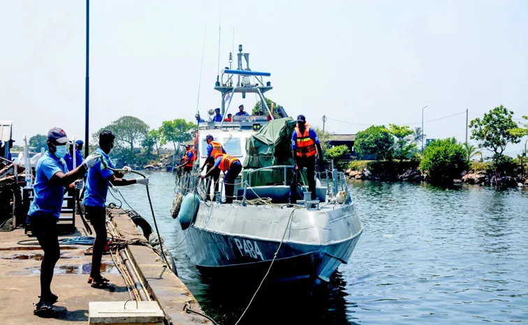 Sri Lanka provides medical assistance to Iranian sailors in the Indian Ocean
