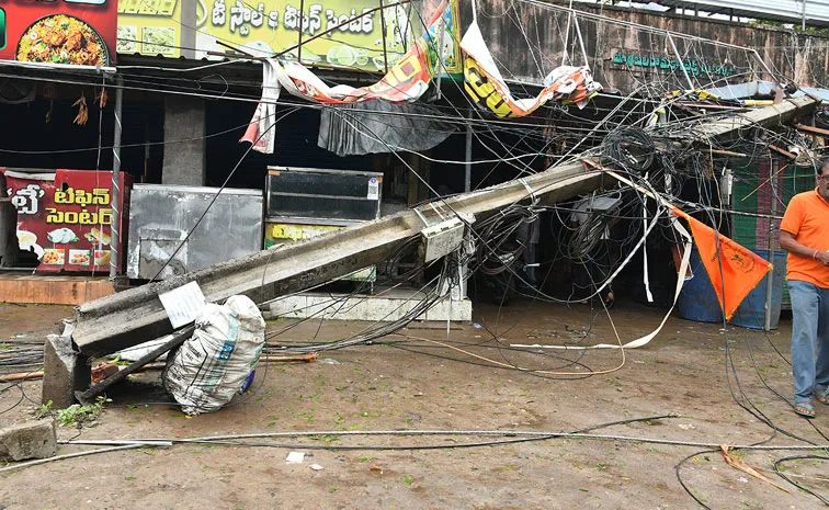 Cyclone Arnab Destroyed Electricity Dept: AP Ask Telangana Help