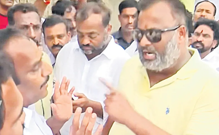 మదనపల్లెలోనూ విధ్వంసం!