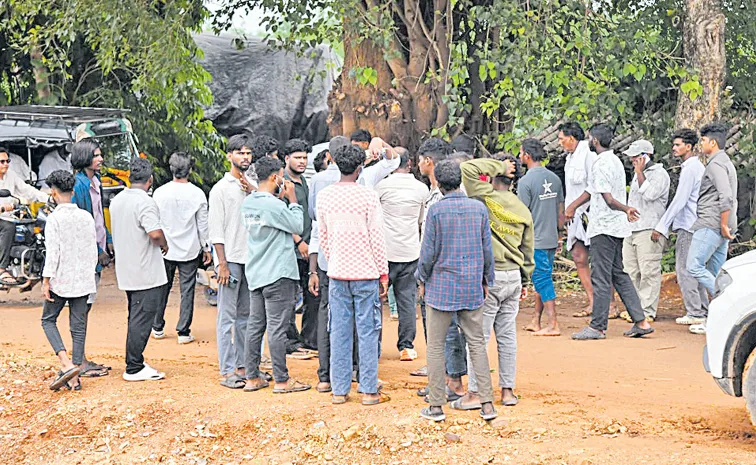 ‘పచ్చ’జిత్తులు.. నెత్తుటి కత్తులు