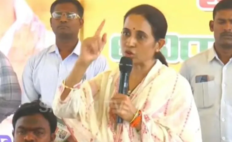 ఎమ్మెల్యే మాధవిరెడ్డి హుకుం.. ఓటర్లకు నో స్లిప్స్‌