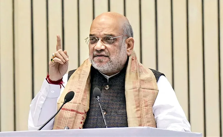 రాహుల్ మాత్రం ‘ఓటు చోరీ’పై చర్చకు రారు: అమిత్ షా