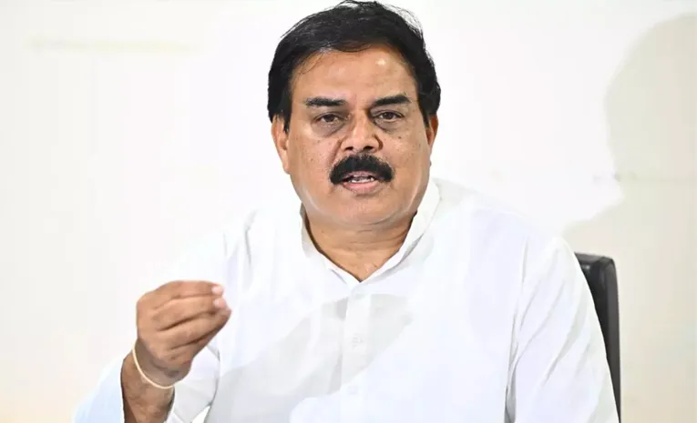 Nadendla Manohar Photo Missing in Burripalem Meeting