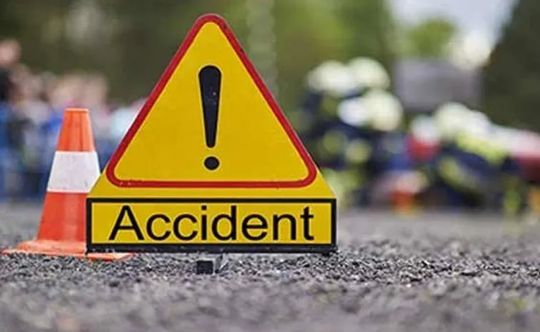 Nandyal Road Accident Two Killed Bolero Collides With RTC Bus Atmakur