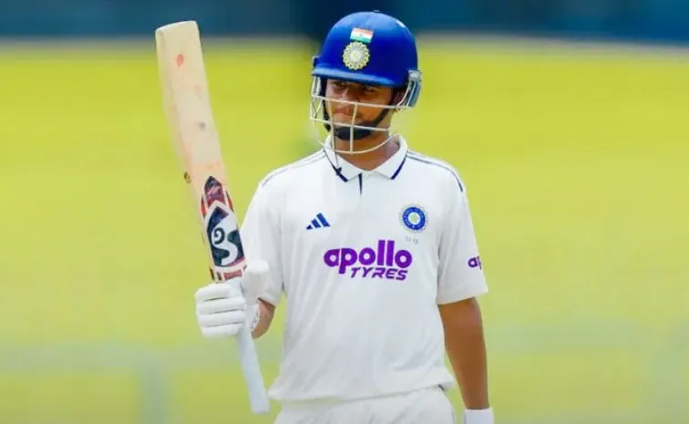 IND U19 vs AUS U19 2nd unofficial Test Day 2: Yashbardhan 50 India Lead