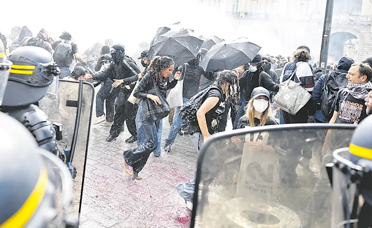 Student Protests Spread Across France