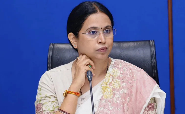Former Minister Lakshmi Hebbalkar Comments On Dk 