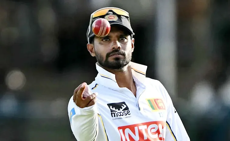 Sri Lanka captain de Silva step down captaincy with immediate effect