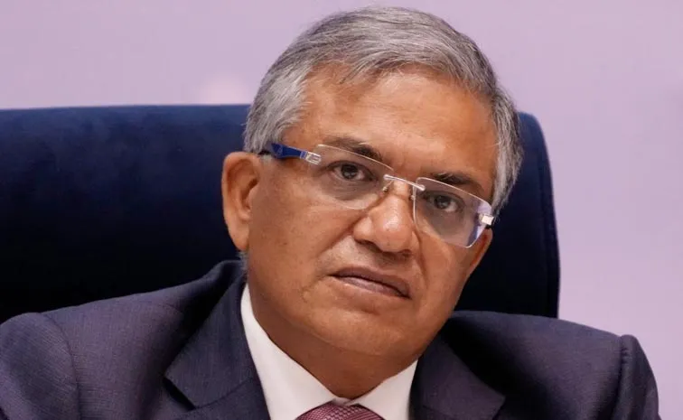 Opposition Steps Up Protest Demands CEC Gyanesh Kumar’s Resignation Over SIR
