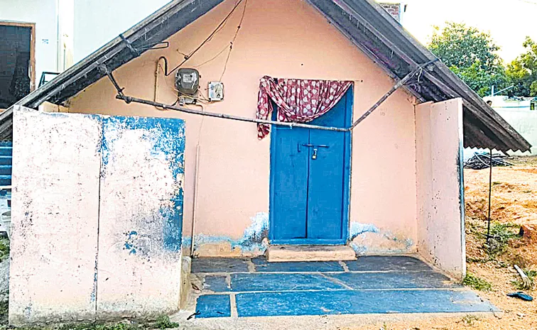 Palamuru Drought Farmers Migration Crop Losses