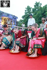 Miss World 2025 Contestants Visit Ramappa Temple Photos3