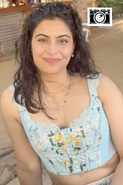 Olympic Medallist Manu Bhaker enjoying with friends in Goa Photos1