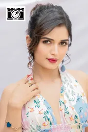 Bigg Boss 7 Contestant Priyanka Jain Block Buster Stills With Umbrella Photos5