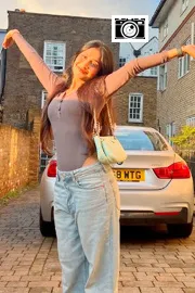 Dhanashree Verma Enjoying London vacation Photos1
