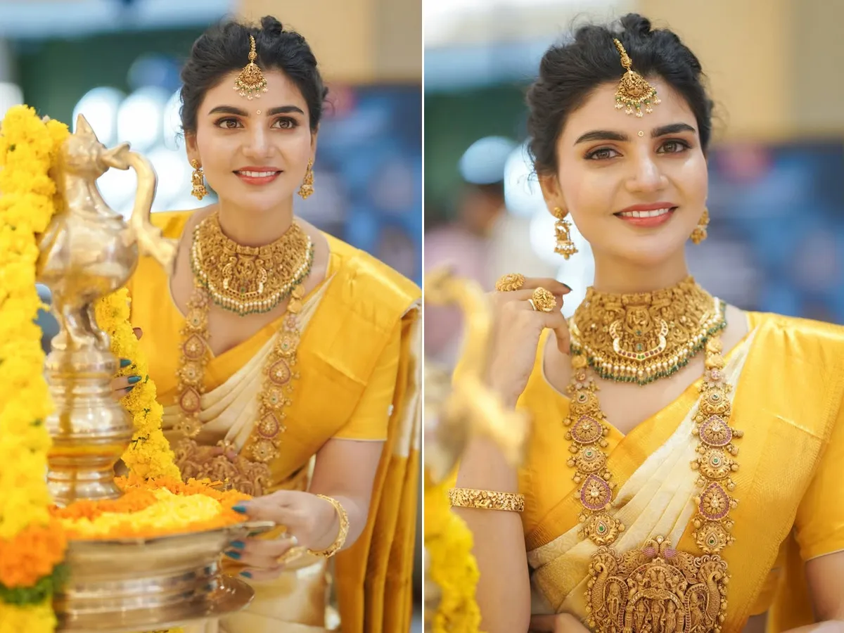 ట్రెడిషనల్‌ లుక్‌లో ముద్దుగుమ్మలా‌ వర్ష (ఫొటోలు)