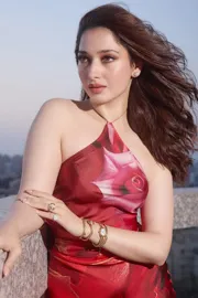 Tamannaah Bhatia beauty doubles in rose print dress photos1