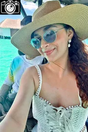 Keerthy Suresh Maldives Diaries with hubby Antony Thattil Photos6