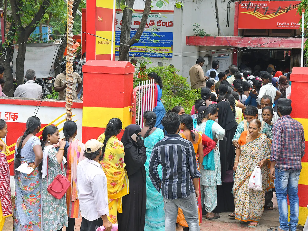 ఏపీలో అమ్మకు కష్టాలు (చిత్రాలు)