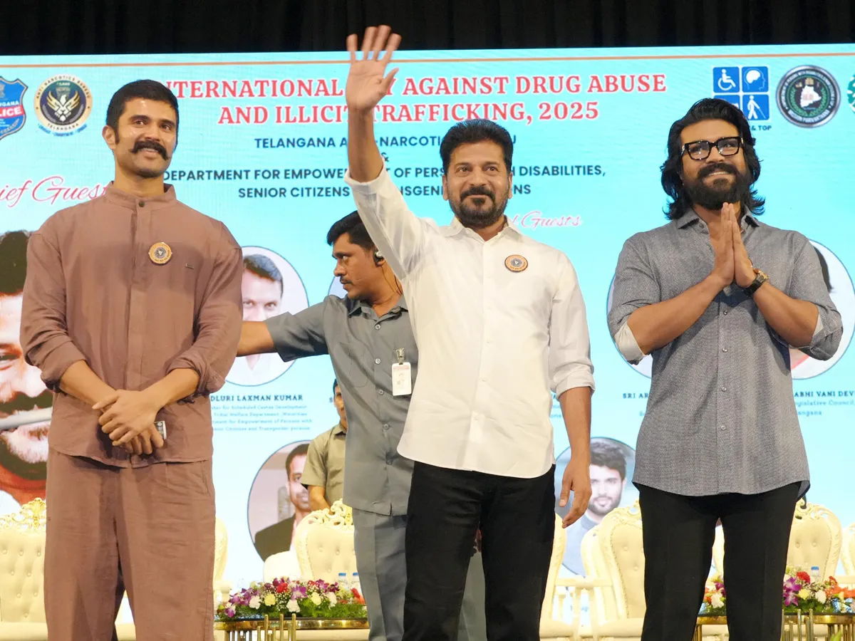 హైదరాబాద్‌లో యాంటీ డ్రగ్‌ డే ప్రోగ్రామ్‌ (ఫొటోలు)