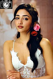 Beautiful Pics And Interesting Facts About Kannappa Actress Preity Mukhundhan4