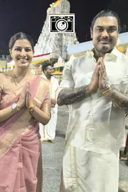 Varalaxmi Sarathkumar Visits Tirumala With Her Husband Photos2