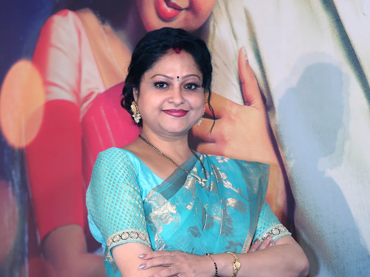 'ఉసురే' మూవీ సాంగ్‌ లాంచ్‌లో అందాల తార రాశి (ఫొటోలు)
