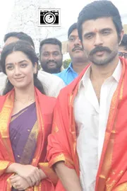 Vijay Deverakonda And Bhagyashri Borse Visits Tirumala Photos4