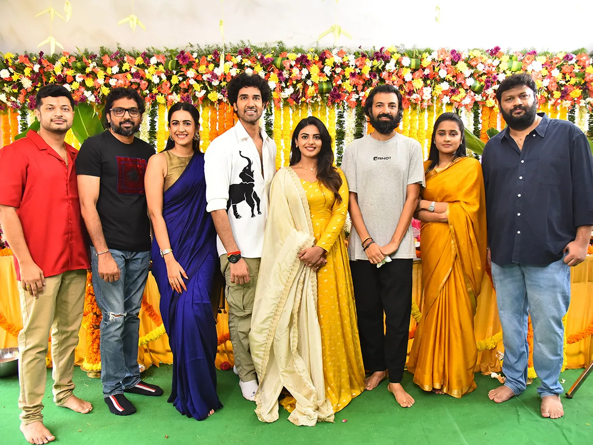 నిహారిక కొణిదెల కొత్త సినిమా..సంగీత్ శోభన్, నయన్ సారిక జంట కొత్త చిత్రం (ఫొటోలు)