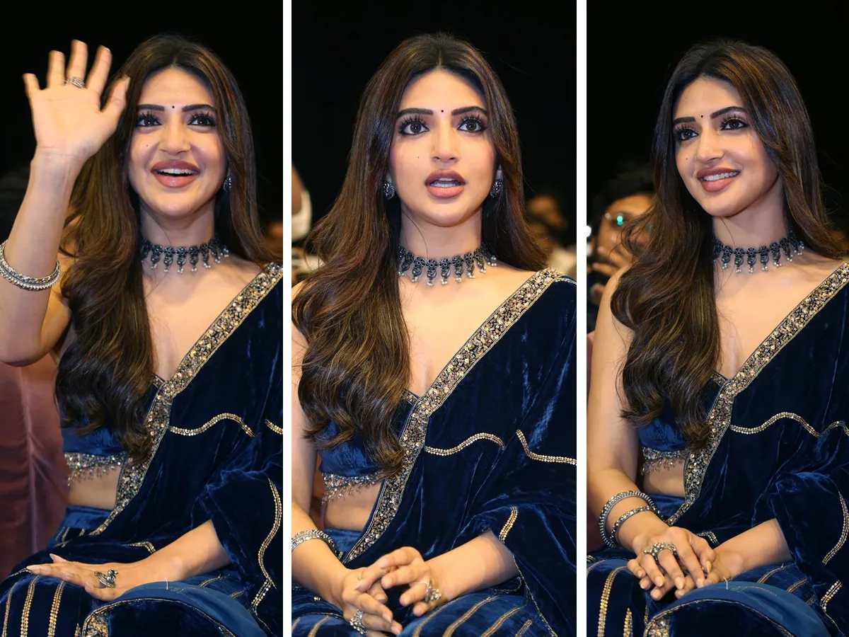 'మాస్ జాతర' ప్రీ రిలీజ్.. శ్రీలీల క్యూట్ ఎక్స్ప్రెషన్స్ (ఫొటోలు)