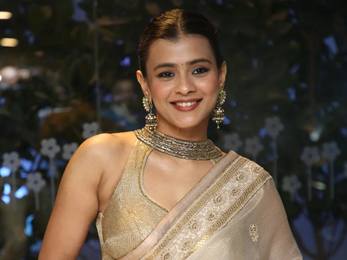 ‘ఈషా’ మూవీ ప్రీ రిలీజ్ లో మెరిసిన హీరోయిన్‌ హెబ్బా పటేల్ (ఫొటోలు)