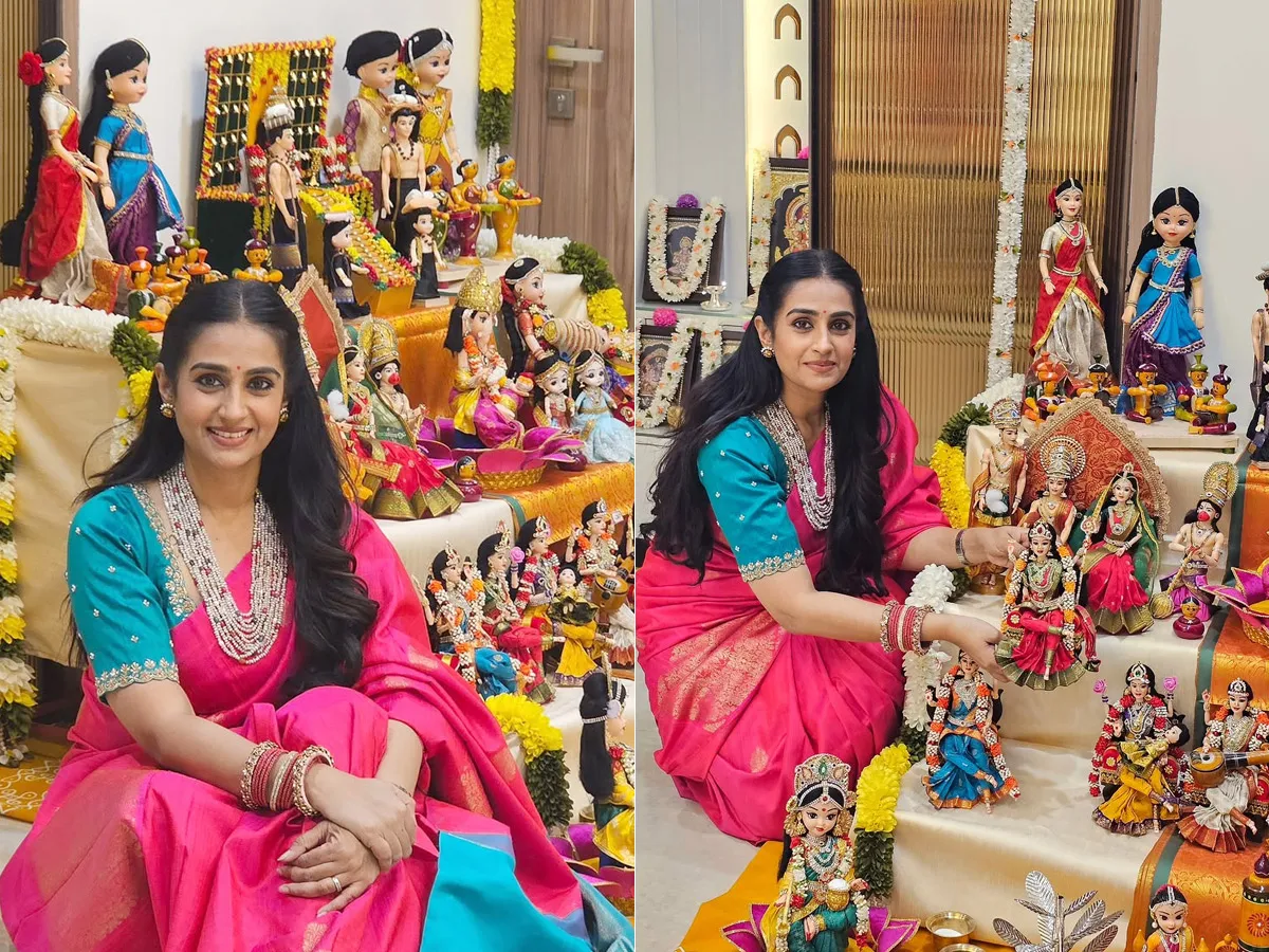 హీరోయిన్ లయ సంక్రాంతి బొమ్మల కొలువు (ఫోటోలు)