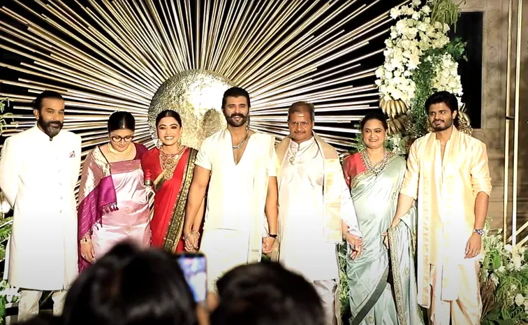 #Virosh Reception: ఘనంగా విజయ్‌- రష్మిక రిసెప్షన్‌ (ఫోటోలు)