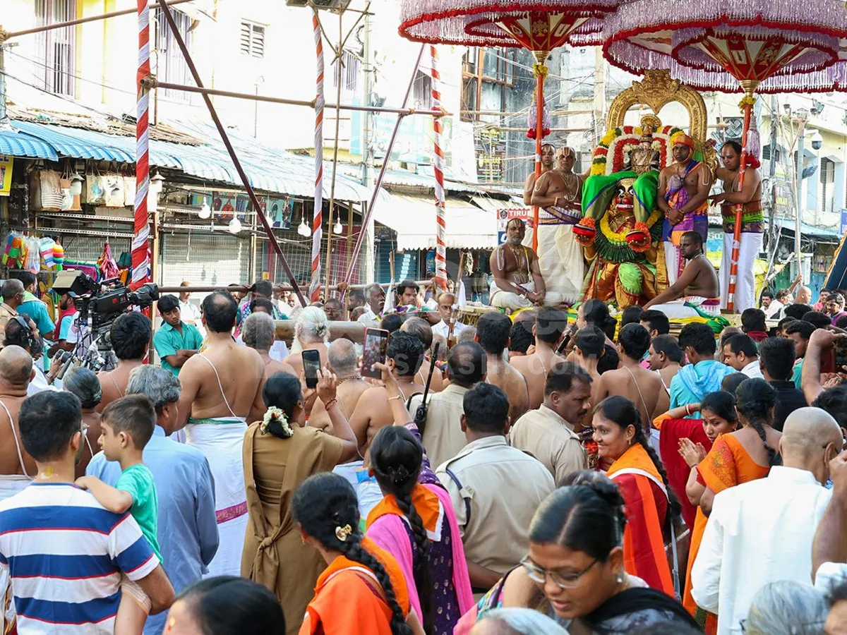 తిరుపతి: వైభవంగా నారాయణవనం బ్రహ్మోత్సవాలు ప్రారంభం (ఫొటోలు)