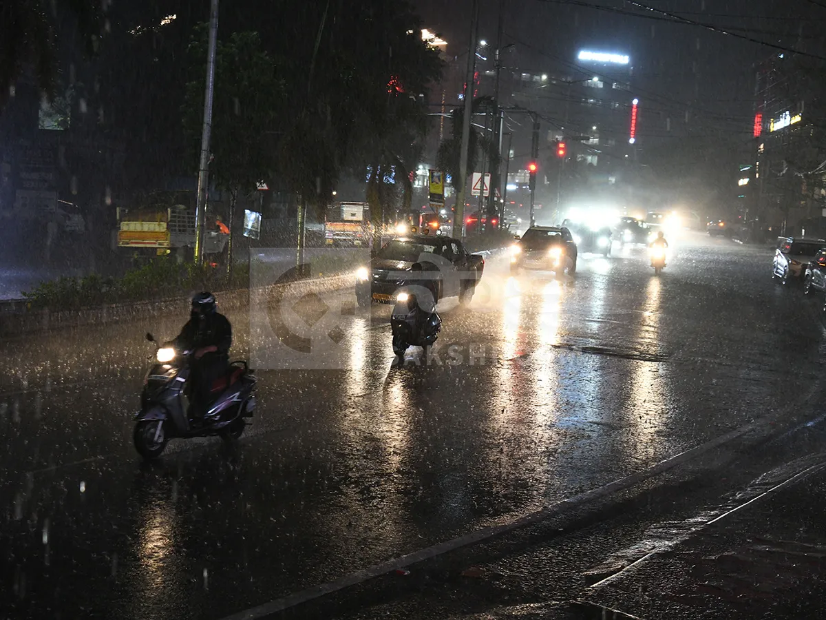 హైదరాబాద్‌ : నగరంలో పలుచోట్ల భారీ వర్షం (ఫొటోలు)