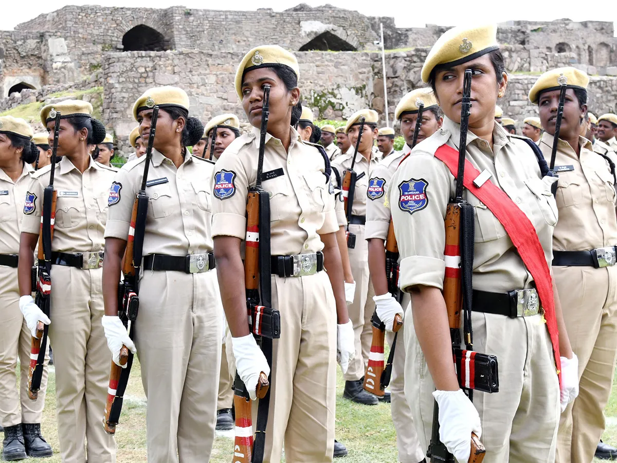 హైదరాబాద్‌ : గోల్కొండ కోటలో స్వాతంత్ర్య దినోత్సవ పరేడ్ రిహార్సల్స్  (ఫొటోలు)
