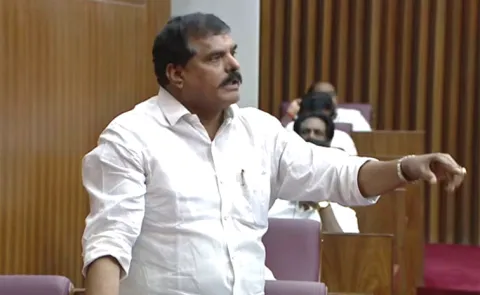 Botsa Strong Counter TDP's Pulivendula MLA YS Jagan Comment