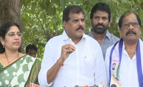 YSRCP Leader Botsa Takes On Chandrababu Sarkar