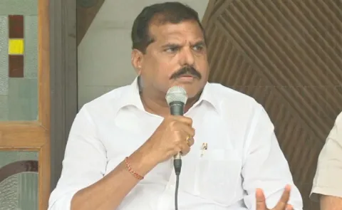YSRCP Leader Botsa SLams Chandrababu Sarkar